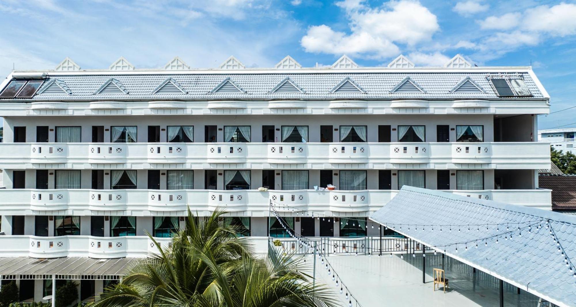 Blue Carina Hotel Phuket